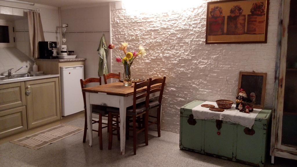 Apartamento La Tana del Nano Ancona Exterior foto